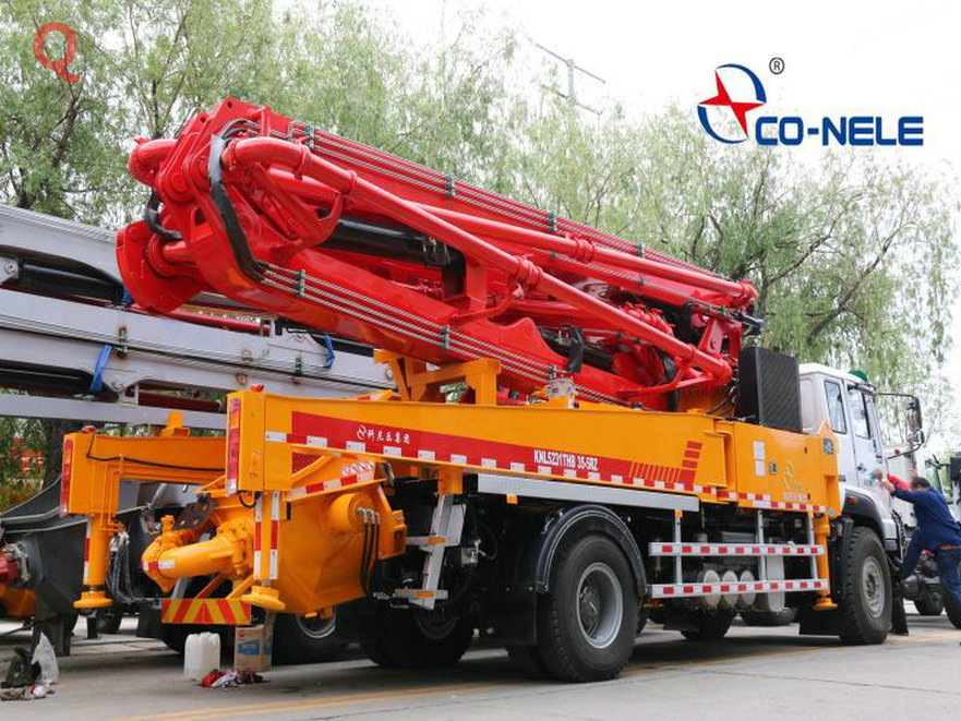 天泵，小型混凝土泵車，小型泵車